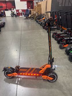 Dual-motor electric scooter