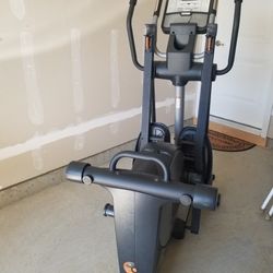  Nordic Track Elliptical