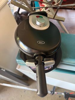 Waffle maker