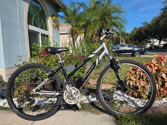 🚲 Fuji Palisades – 26" Wheels – 17" Women’s Frame – $60