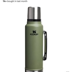 Stanley 48oz Legendary Classic Bottle - Dried Pine: Stainless Steel Drinkware