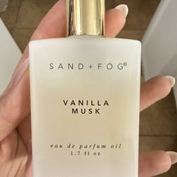 Sand + Fog / Sand and Fog Vanilla Musk Eau de Parfum Oil roller  #luxury #fragrance #perfume #vanilla  