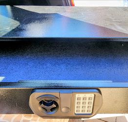 XXL Underbed or Truck bed Firearm/Gun Snapsafe