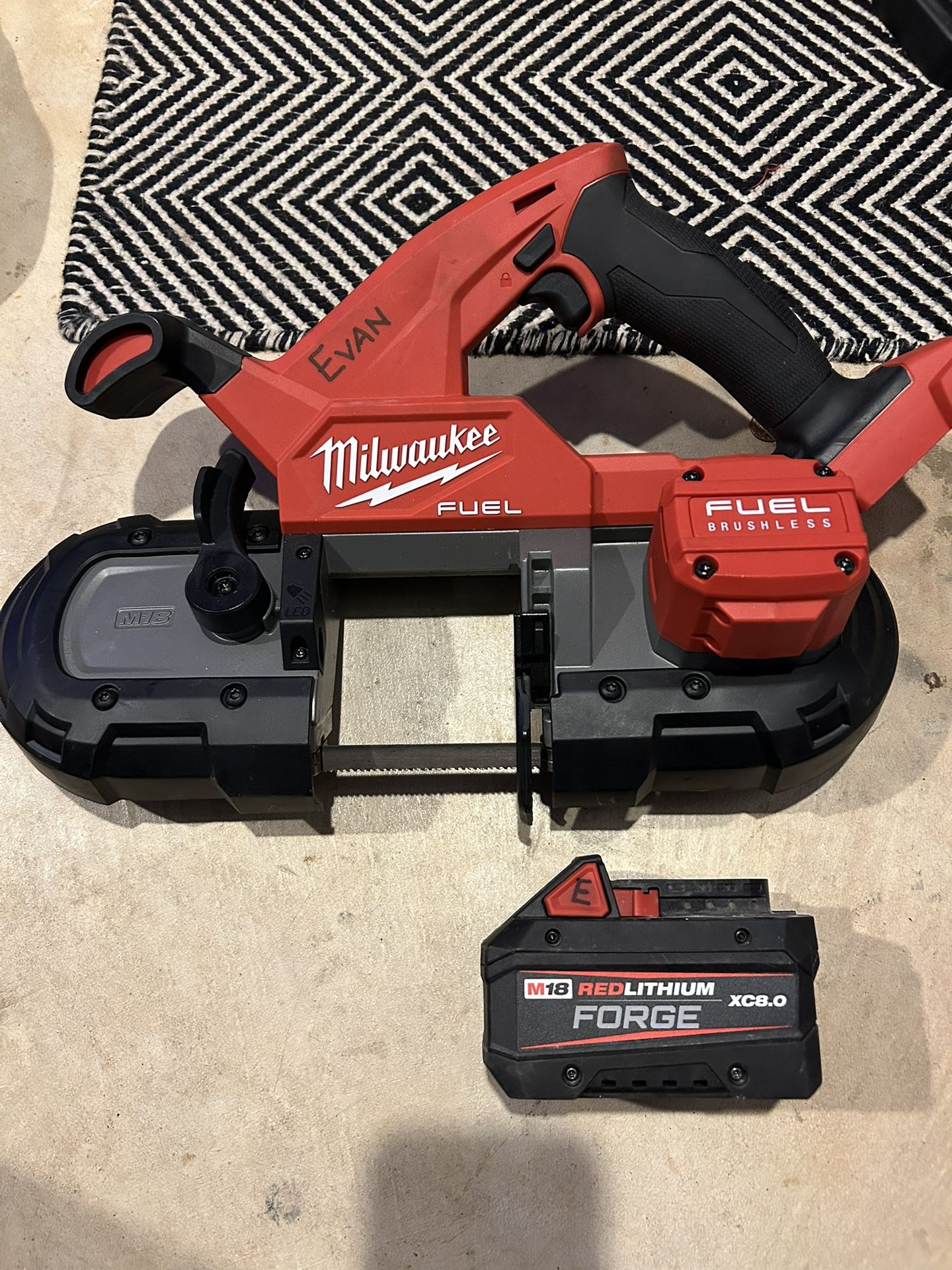 Bandsaw With Large Battery (New Model)