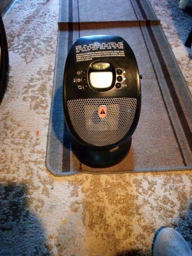 Honeywell Space Heater . Digital Oscillating HZ 338 . Retailed $74. 89 $