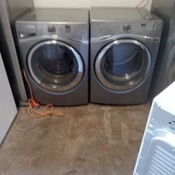 Whirlpool Duet Front Load Washer And Dryer Matching Set Comes With A Complete 30 Day Warranty Free Delivery Vancouver Area