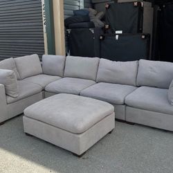 Sectional Couch 