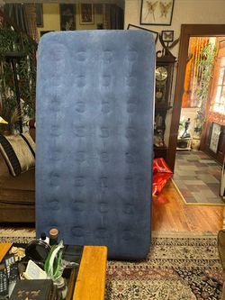 Twin air inflatable air mattress, 8, 1/2 inches high.