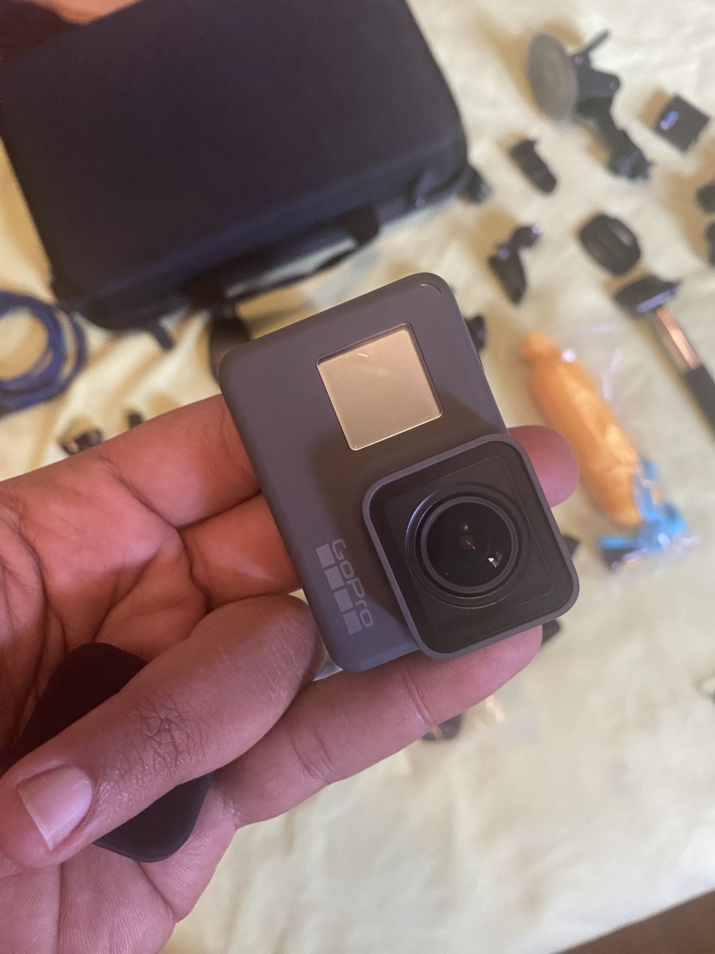 GoPro Hero 5 With Lot Of Accessories, Good Condition , Works Gréât