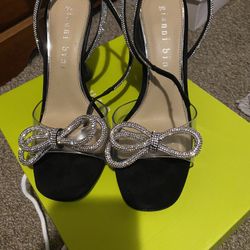 Gianni Bini, Size 9 Black And Silver 