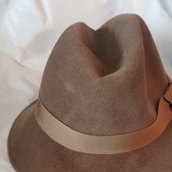 Peter barton's  closet fedora hat