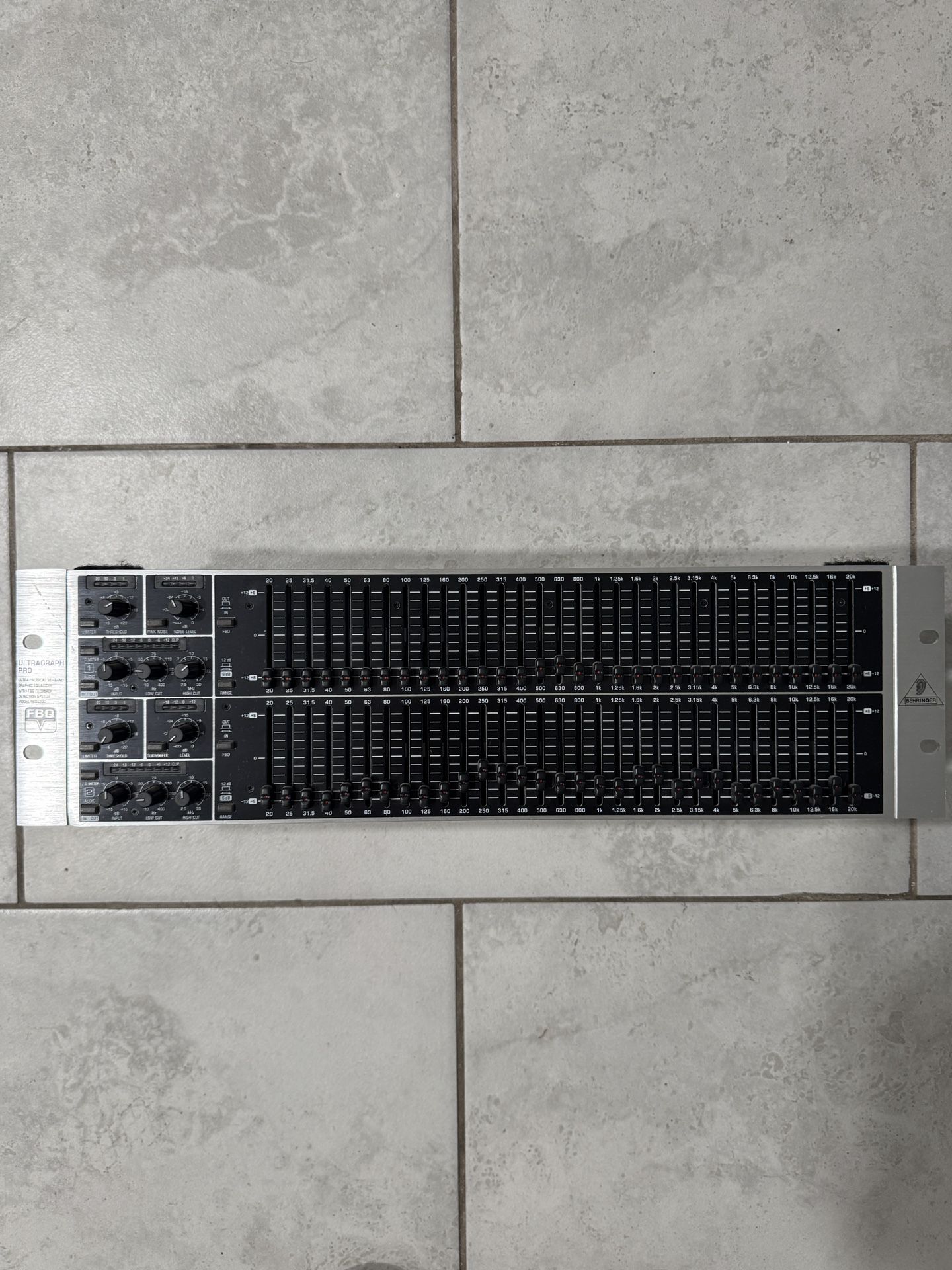 Behringer Ultragraph Pro