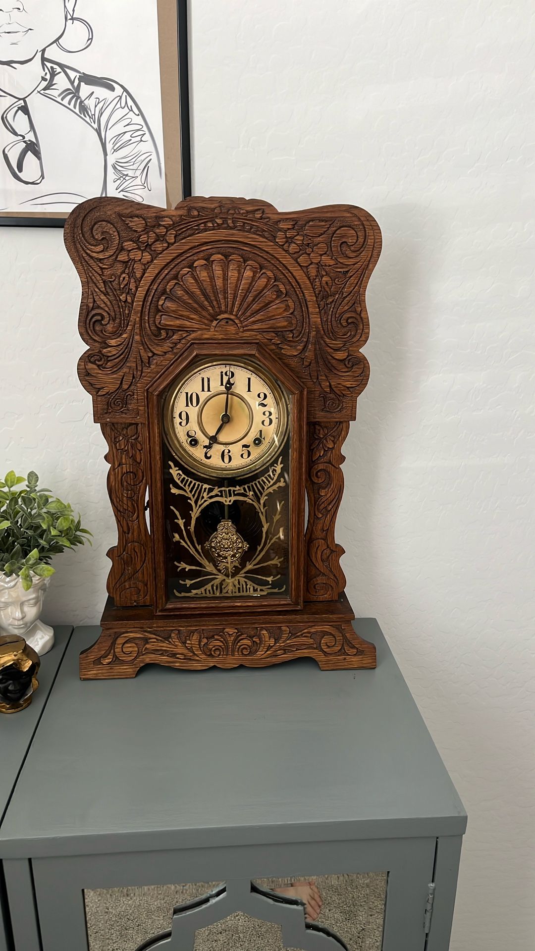 Gilbert Gingerbread Clock 