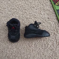 Black Jordan Size 3c