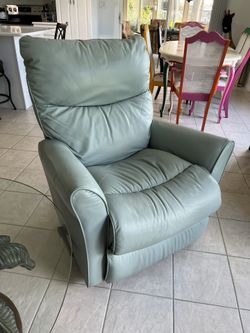 Lazy Boy Leather Reciner