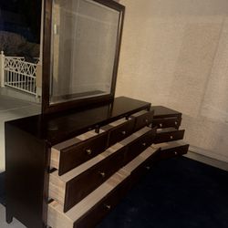 (Delivery Available) 2 Piece Mahogany Wood Dresser Set