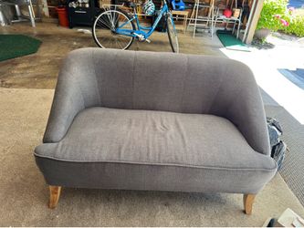 Gray Fabric Loveseat with Tapered Wood Legs