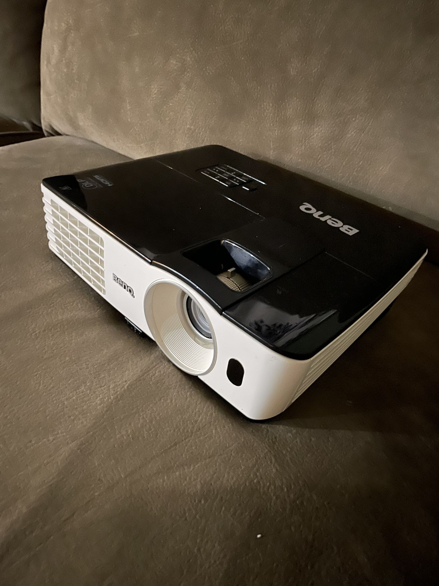 (Projector) BenQ MW665 Multimedia WXGA DLP Projector