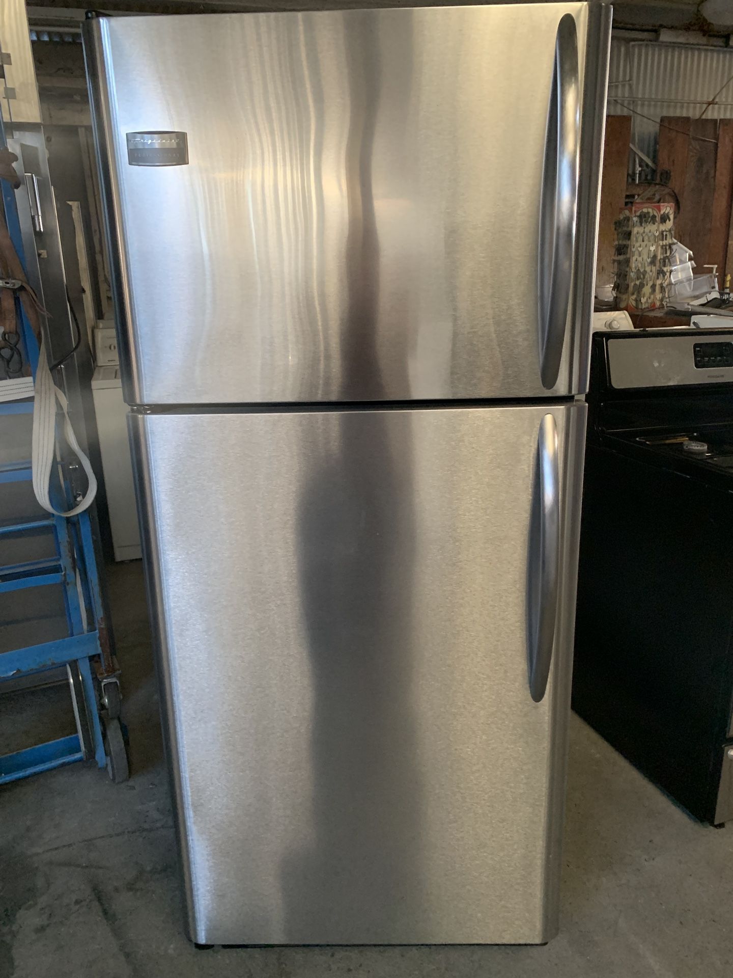 Fridge Frigidaire Good Condition 90 Days Warranty Refry Frigidaire Buenas Condiciones 90 Dias De Garantia