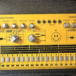 Behringer RD-6 Analog Drum Machine