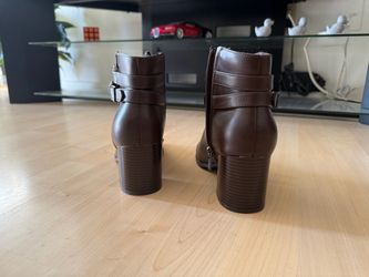 Brown boots