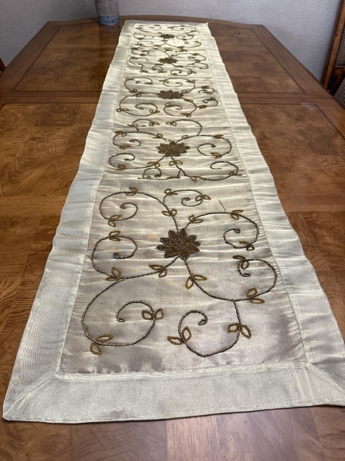 Gold Tissue Table Runner