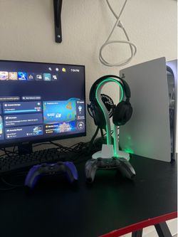 Ps5 console with controller & headset