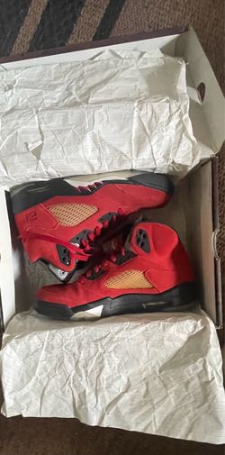 Jordan 5 Raging Bull (size 9)