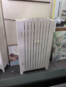White storage Cabinet 30 x 14 x 52.5. Unique design. See description below