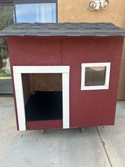 Brand New House. 4 Ft Tall. 4 Ft Wide. 3 Ft Length