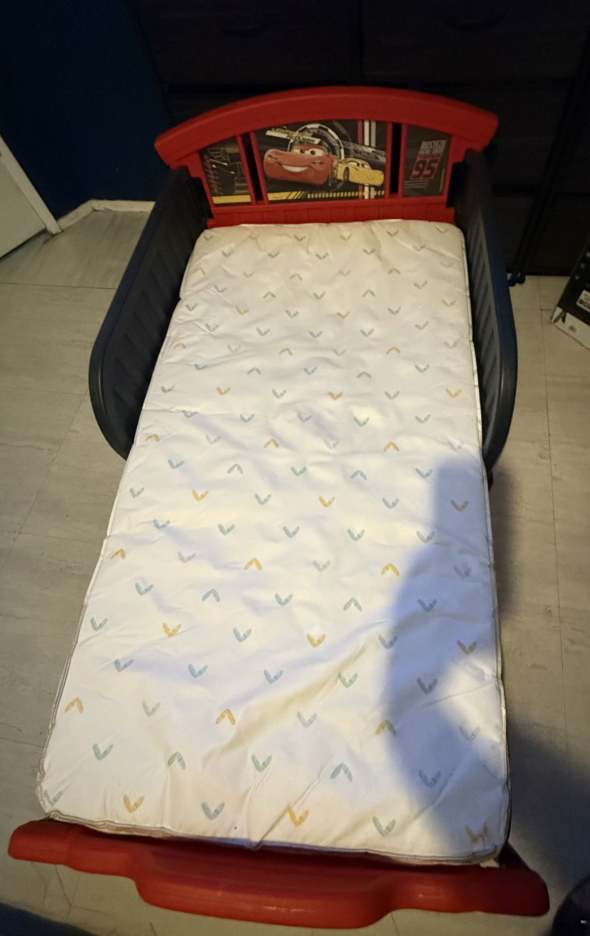 Lighting McQueen Kids Bed With Mattress