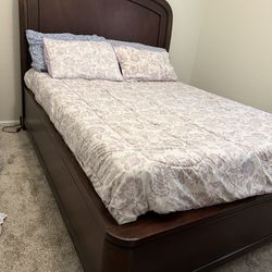 Queen Bed And Dresser