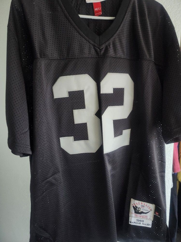 Marcus Allen Los Angeles Raiders Classic Football Jerseys /Large 