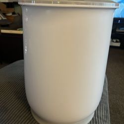 Towel And Blanket Warmer Meegeem E1819MPX NEW