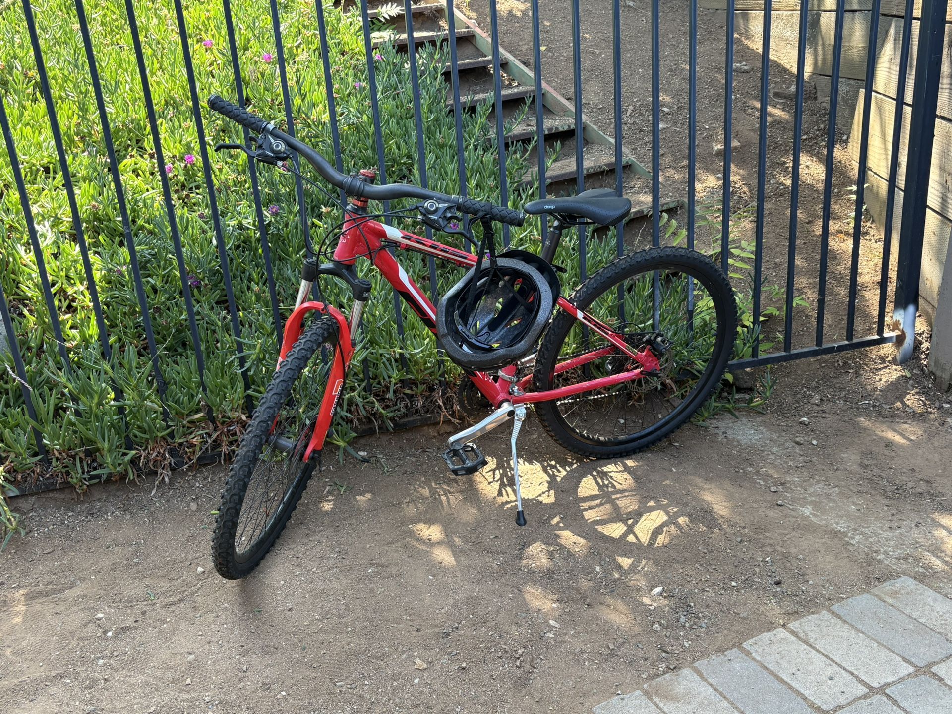 KHS Mountain Bike