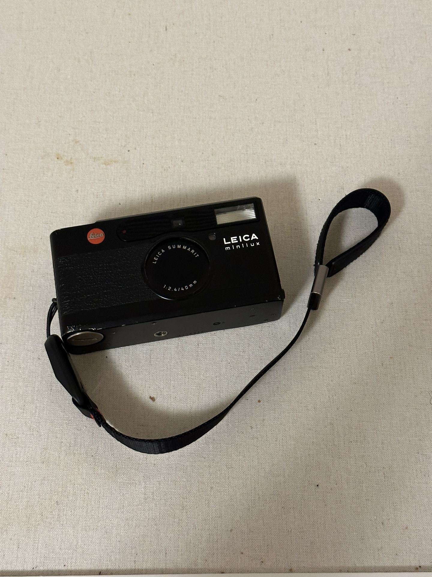 Leica Minilux mm 2.4 for Sale in Seattle, WA   OfferUp