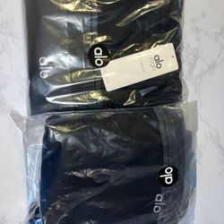 ALO Sweatshirt and Sweatpants Set