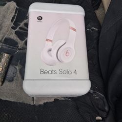 Beats Solo4
