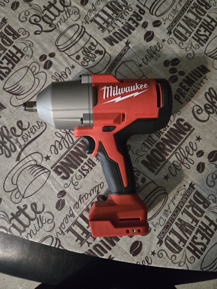 Milwaukee Impact Drill 1/2