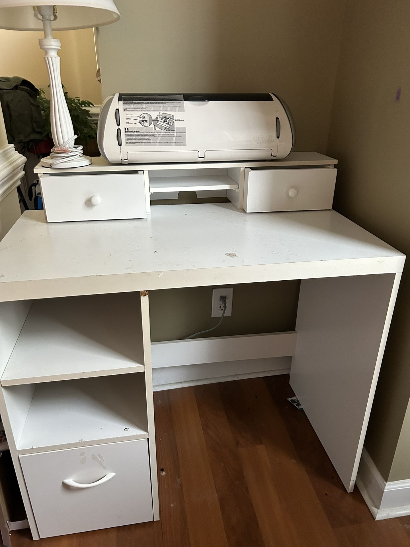 Small White Desk 