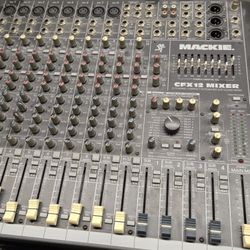 Eurodesk 48 Ch MIxer 