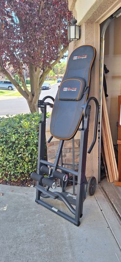Inversion table