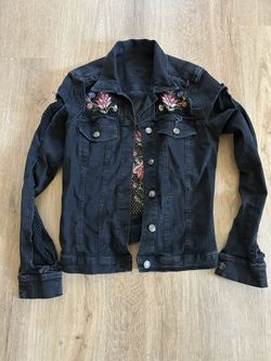STUDIO F Black DENIM JACKET Woman’s Size Small