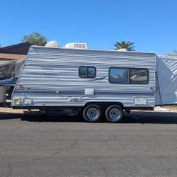 2002  Tahoe Transport Lite  Toyhauler 18TB