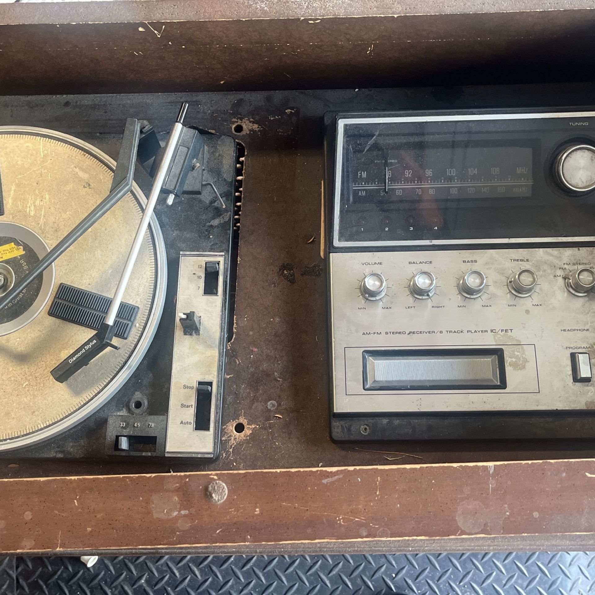 Record And A8Track Player