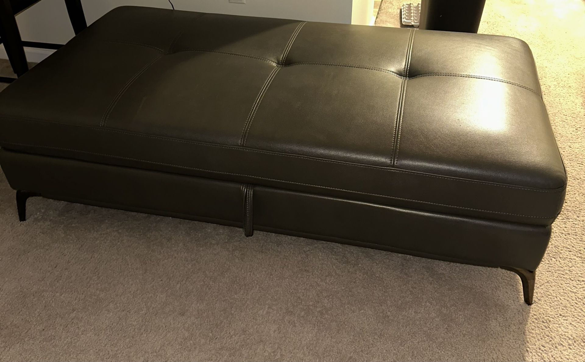 Large Ottoman