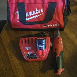 combo ratchet m12 milwaukee fuel