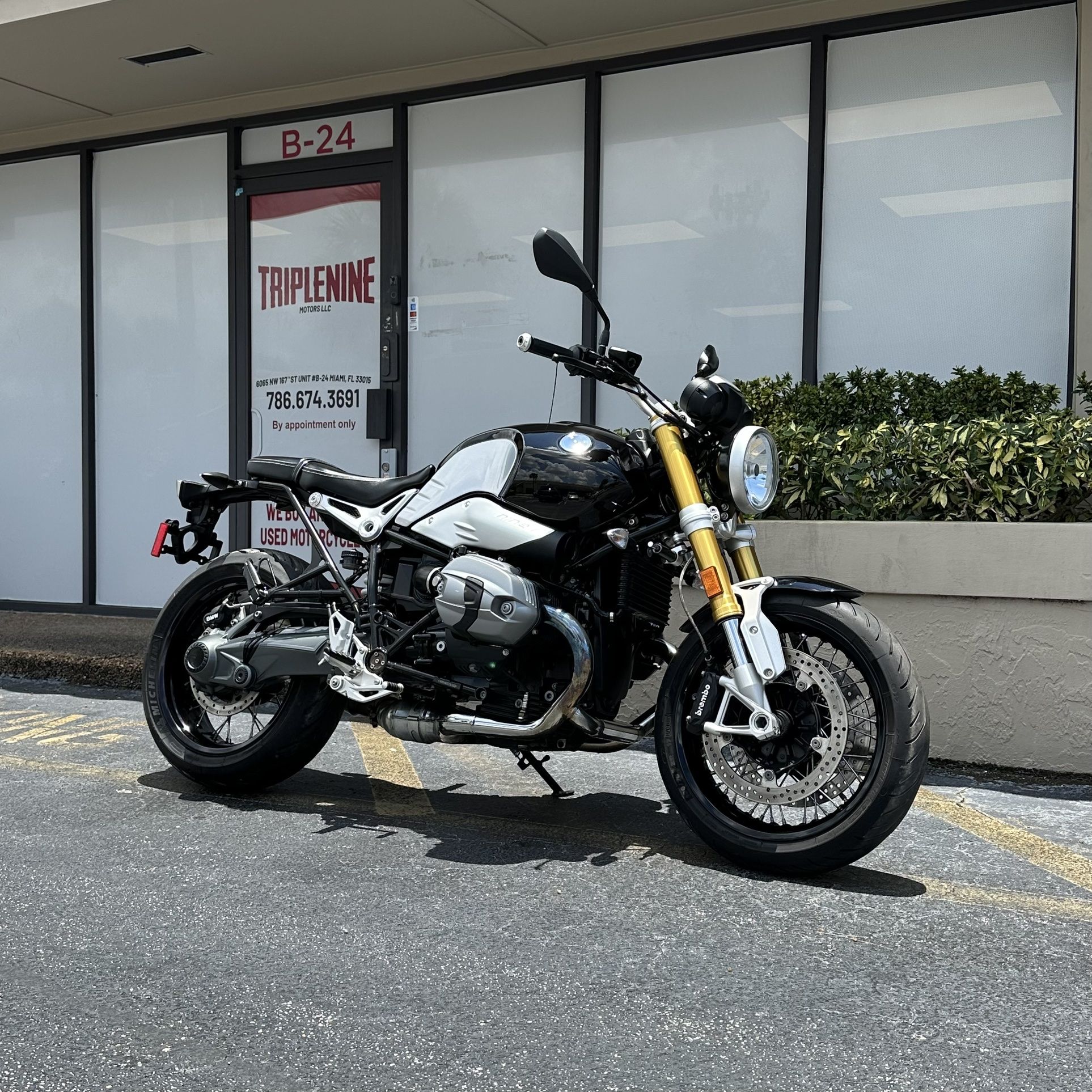 BMW Nine T Pure 1200 2015