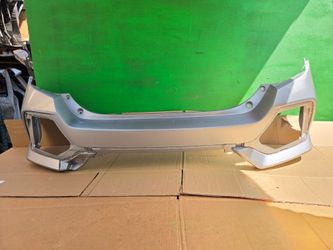 REAR BUMPER  CIVIC  HATCHBACK 2016 2017 2018 2019 2020 2021 2022. OEM