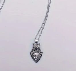 Wolf Light Weight Pendant Wirh Chain Necklace 